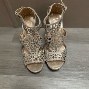 Jessica Simpson heels. Barely used. Size 6.5 gold with t strap